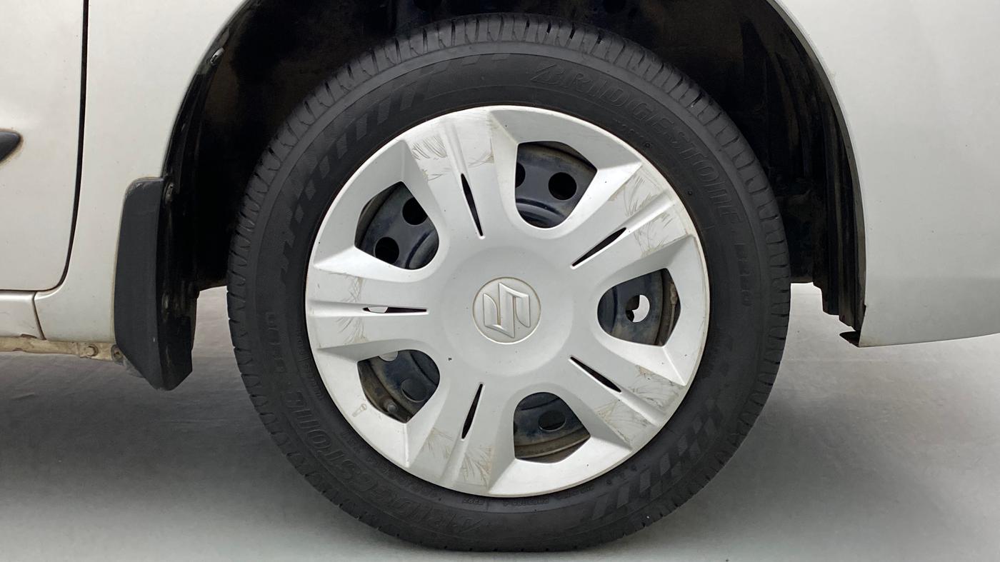 2016 Maruti Wagon R 1.0 VXI, Petrol, Manual, 52,607 km, Right Front Wheel