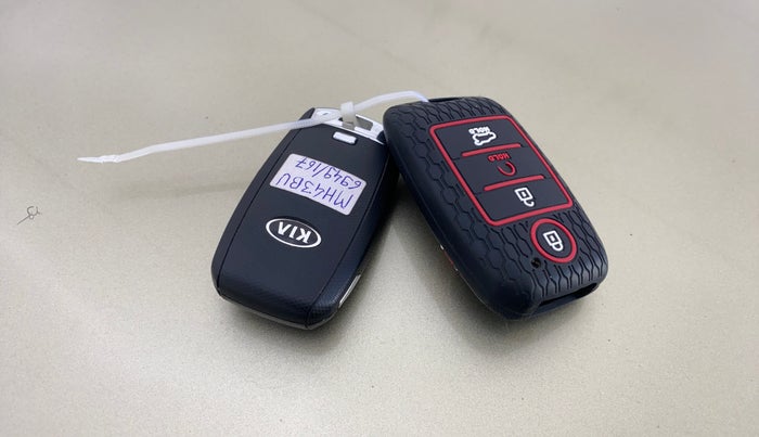 2020 KIA SONET GTX PLUS 1.0 DCT, Petrol, Automatic, 69,318 km, Key Close Up