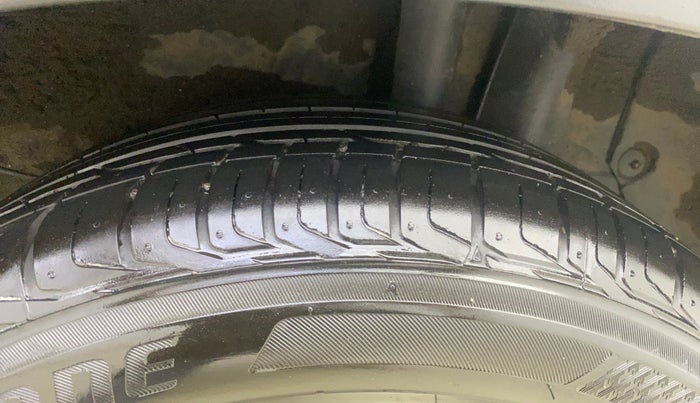 2020 KIA SONET GTX PLUS 1.0 DCT, Petrol, Automatic, 69,318 km, Left Rear Tyre Tread