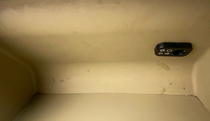 2012 Hyundai Verna FLUIDIC 1.6 VTVT SX, Petrol, Manual, 24,240 km, Cooled Glove Box