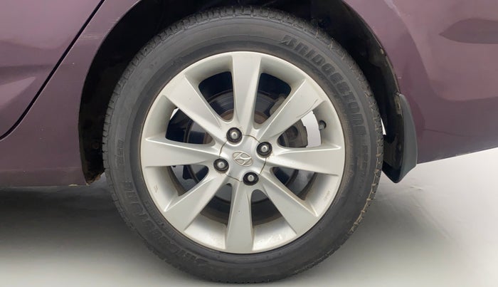 2012 Hyundai Verna FLUIDIC 1.6 VTVT SX, Petrol, Manual, 24,240 km, Left Rear Wheel