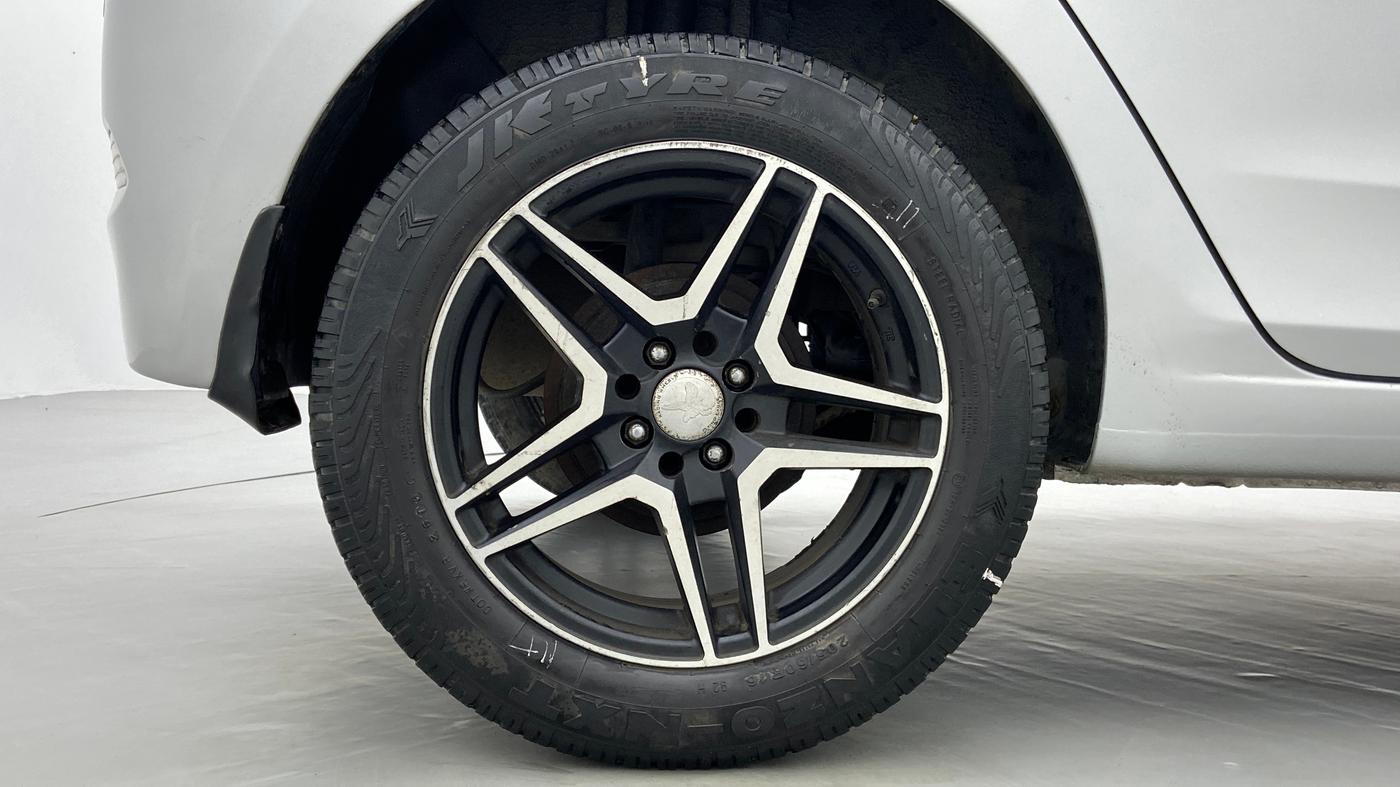 2014 Hyundai Elite i20 MAGNA 1.4 CRDI, Diesel, Manual, 39,370 km, Right Rear Wheel