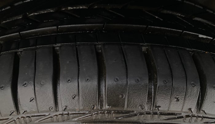 2020 Hyundai GRAND I10 NIOS SPORTZ 1.2 KAPPA VTVT, Petrol, Manual, 39,878 km, Left Rear Tyre Tread