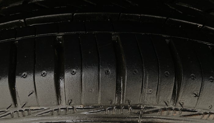 2020 Hyundai GRAND I10 NIOS SPORTZ 1.2 KAPPA VTVT, Petrol, Manual, 39,878 km, Right Rear Tyre Tread