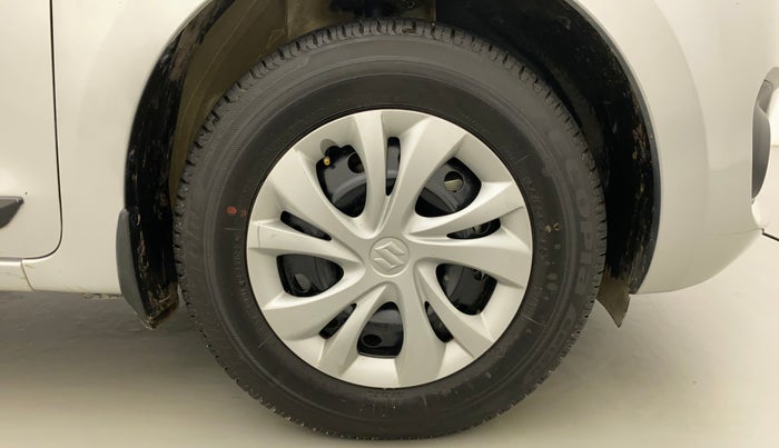 2023 Maruti Swift VXI CNG, CNG, Manual, 8,276 km, Right Front Wheel