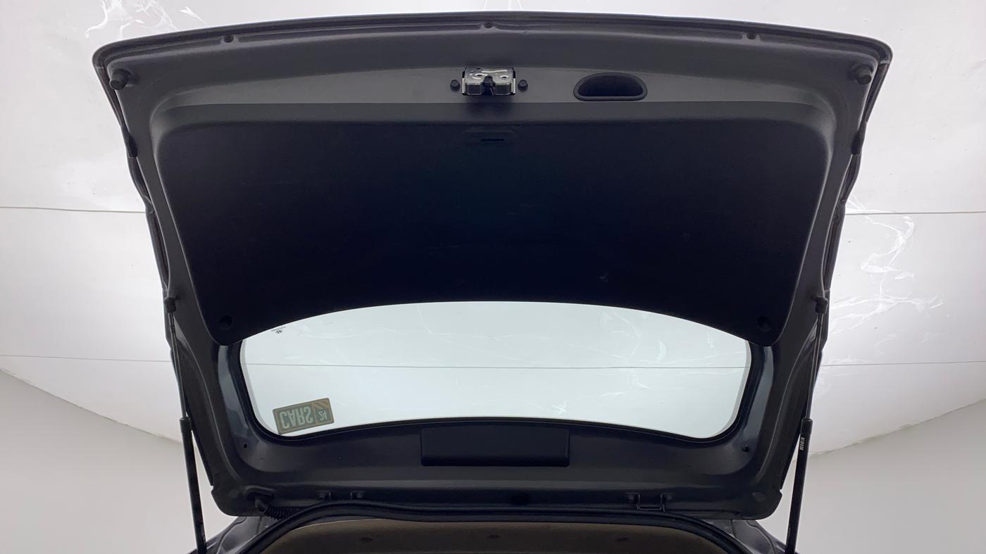 2016 Hyundai Creta E PLUS 1.6 PETROL, Petrol, Manual, 75,580 km, Boot Door Open