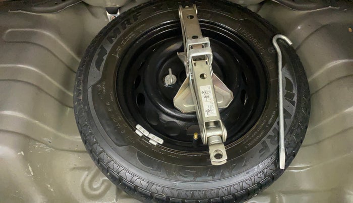 2013 Maruti Alto 800 VXI, Petrol, Manual, 77,030 km, Dicky (Boot door) - Tool missing