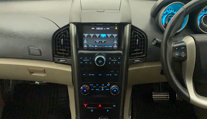2016 Mahindra XUV500 W10 AT, Diesel, Automatic, 60,456 km, Air Conditioner