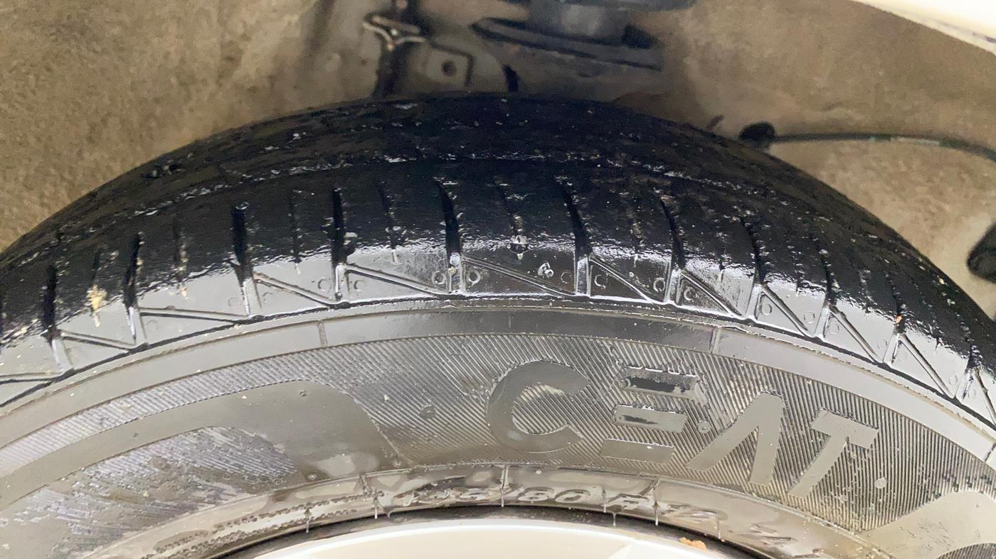 2020 Maruti Alto LXI, Petrol, Manual, 32,044 km, Right Front Tyre Tread