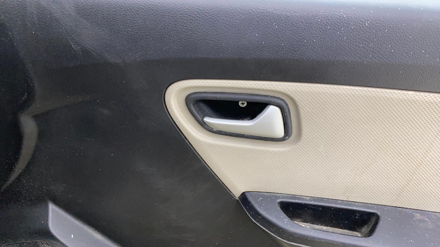 2020 Maruti Alto LXI, Petrol, Manual, 32,044 km, Driver Side Door Panels Control