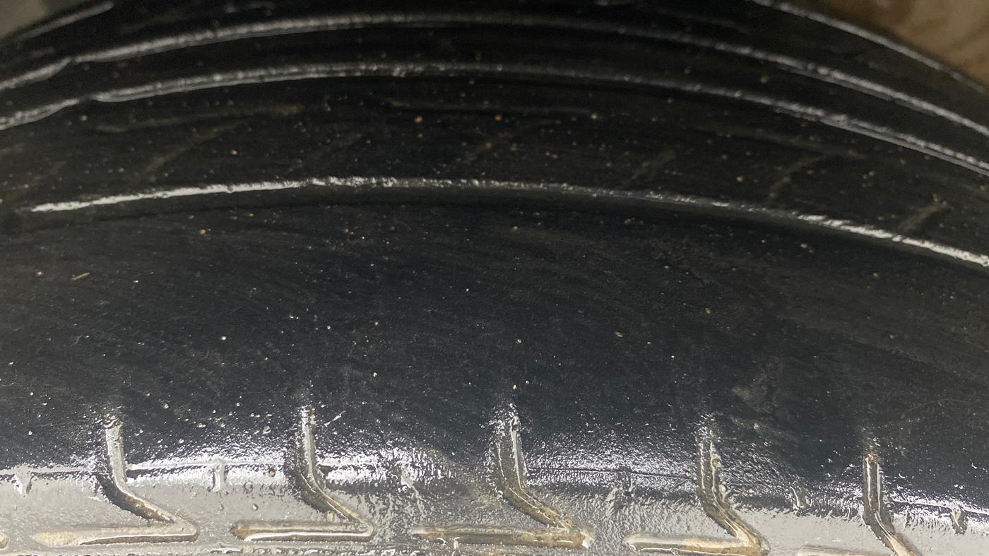 2019 Volkswagen Vento HIGHLINE DIESEL 1.5, Diesel, Manual, 1,33,081 km, Left Front Tyre Tread
