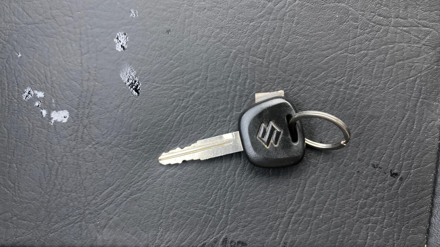 2021 Maruti Eeco 5 STR WITH A/C+HTR, Petrol, Manual, 60,024 km, Key Close Up