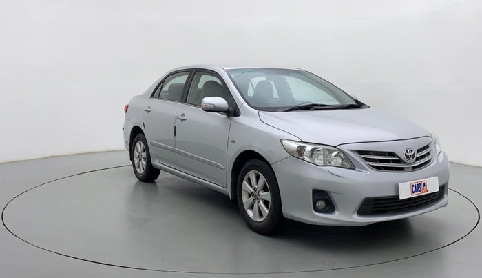 2012 Toyota Corolla Altis GL, Petrol, Manual, Right Front Diagonal