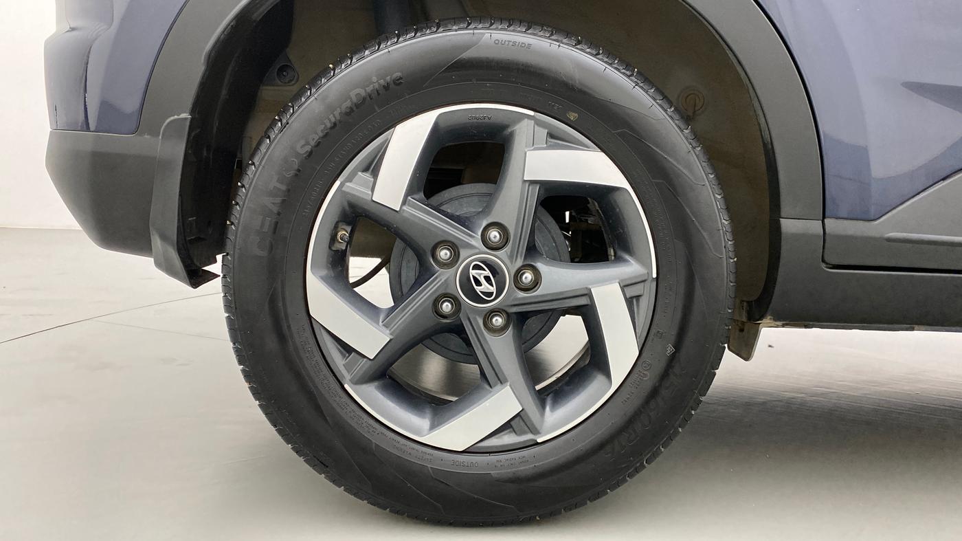 2020 Hyundai VENUE 1.0 TURBO GDI SX+ AT, Petrol, Automatic, 12,915 km, Right Rear Wheel
