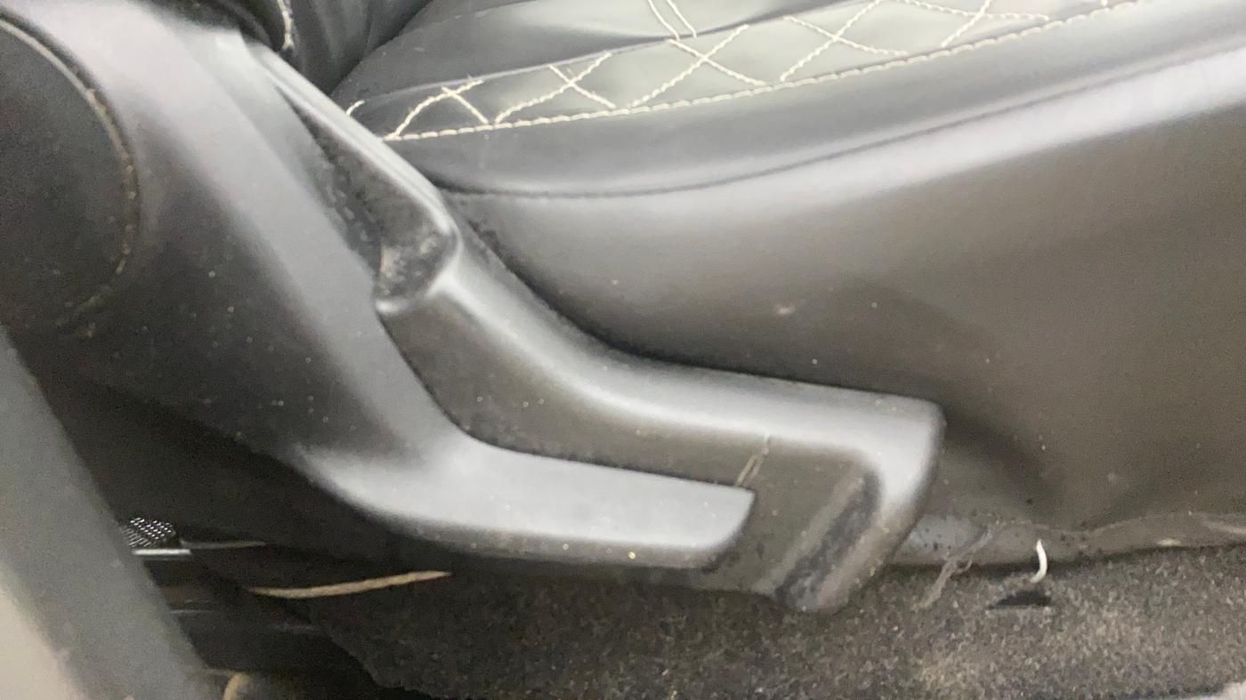 2018 Maruti IGNIS SIGMA 1.2, Petrol, Manual, 1,12,068 km, Driver Side Adjustment Panel