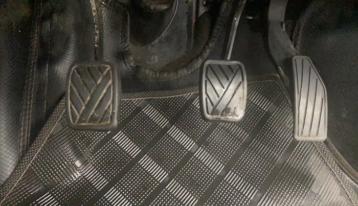 2018 Maruti IGNIS SIGMA 1.2, Petrol, Manual, 1,11,990 km, Pedals