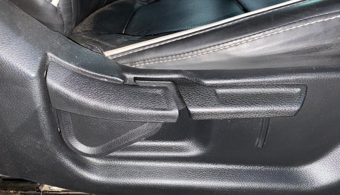 2020 KIA SELTOS HTK PLUS 1.5, Petrol, Manual, 28,909 km, Driver Side Adjustment Panel