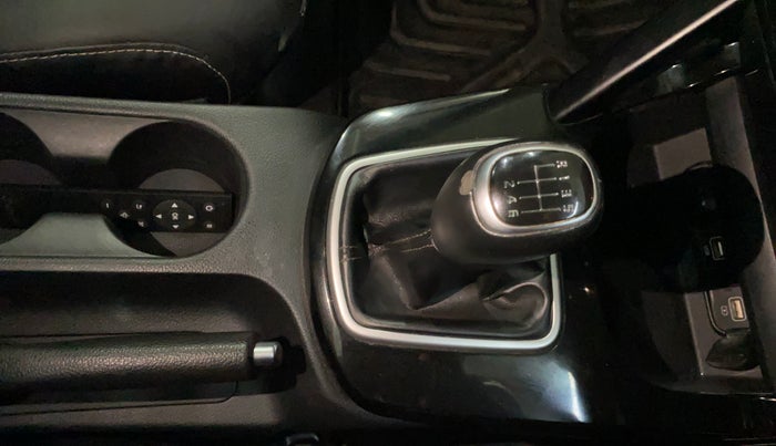 2020 KIA SELTOS HTK PLUS 1.5, Petrol, Manual, 28,909 km, Gear Lever