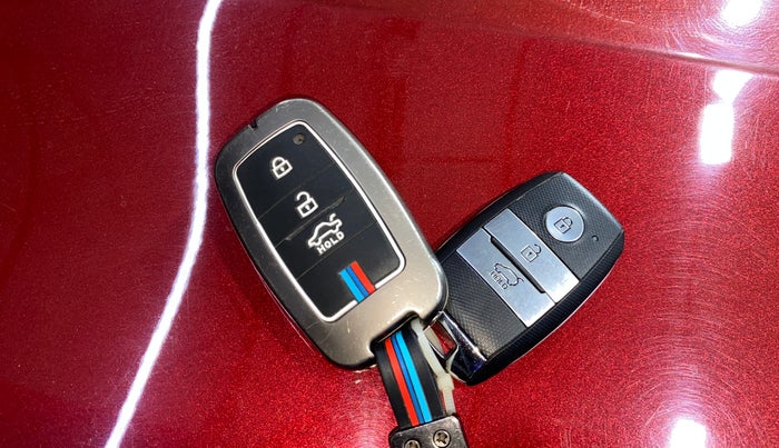 2020 KIA SELTOS HTK PLUS 1.5, Petrol, Manual, 28,909 km, Key Close Up