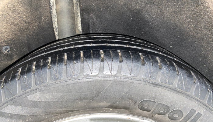 2018 Maruti Vitara Brezza ZDI PLUS, Diesel, Manual, 1,48,018 km, Right Rear Tyre Tread