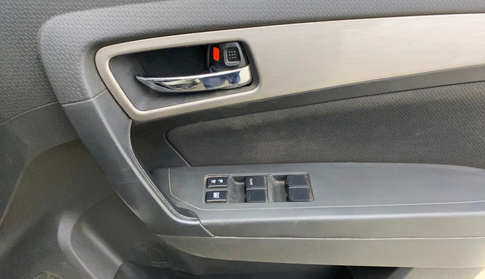2018 Maruti Vitara Brezza ZDI PLUS, Diesel, Manual, 1,48,018 km, Driver Side Door Panels Control