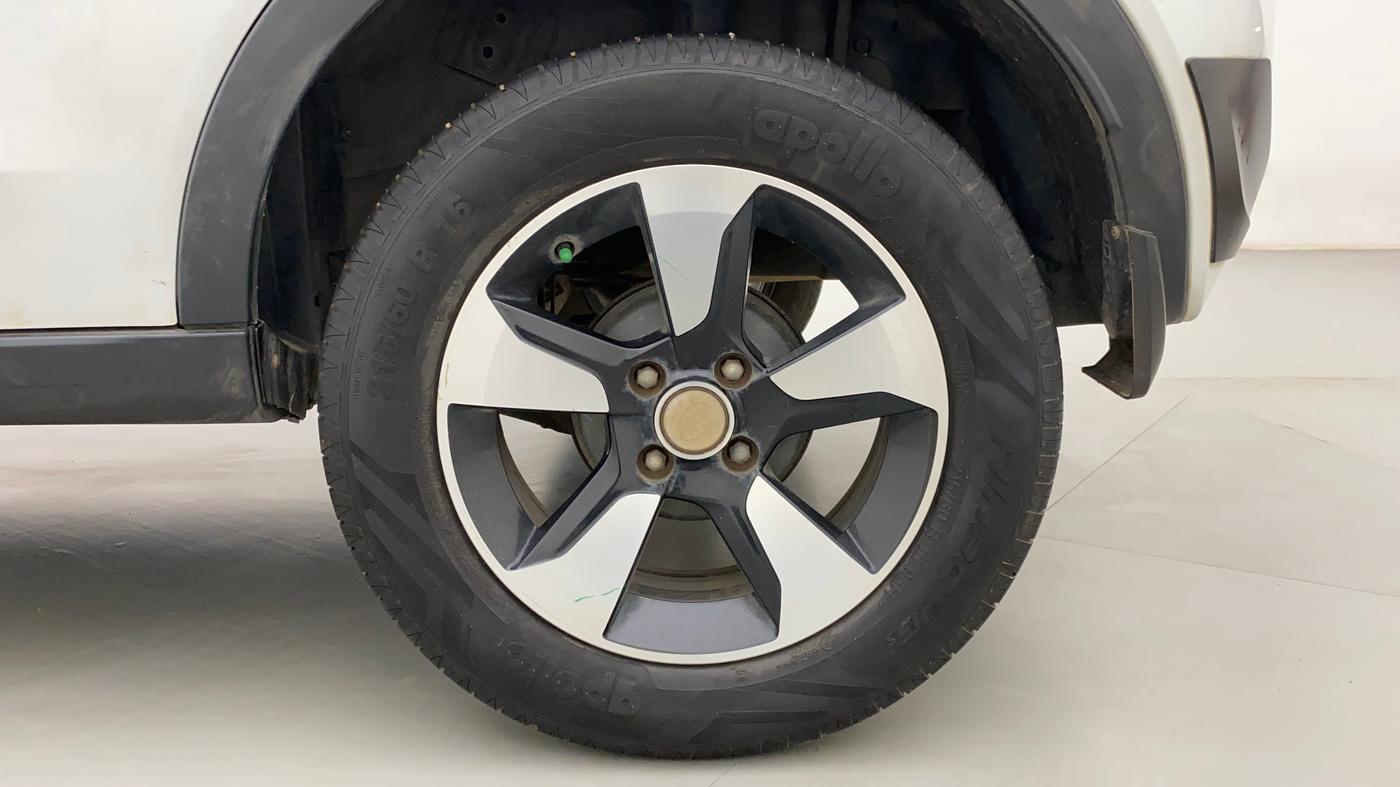 2019 Tata NEXON XZA PLUS DIESEL, Diesel, Automatic, 57,898 km, Left Rear Wheel