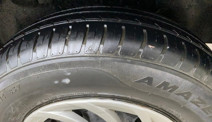 2019 Maruti Swift VXI, CNG, Manual, 1,08,332 km, Left Rear Tyre Tread