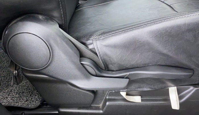 2020 Maruti XL6 ZETA AT SHVS, Petrol, Automatic, 20,431 km, Driver Side Adjustment Panel