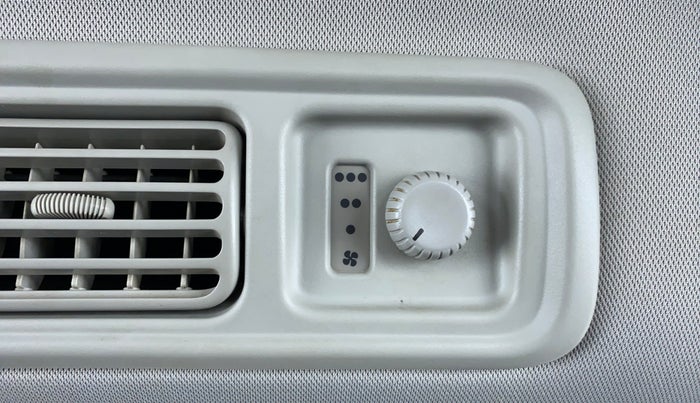 2020 Maruti XL6 ZETA AT SHVS, Petrol, Automatic, 20,431 km, Rear AC Temperature Control