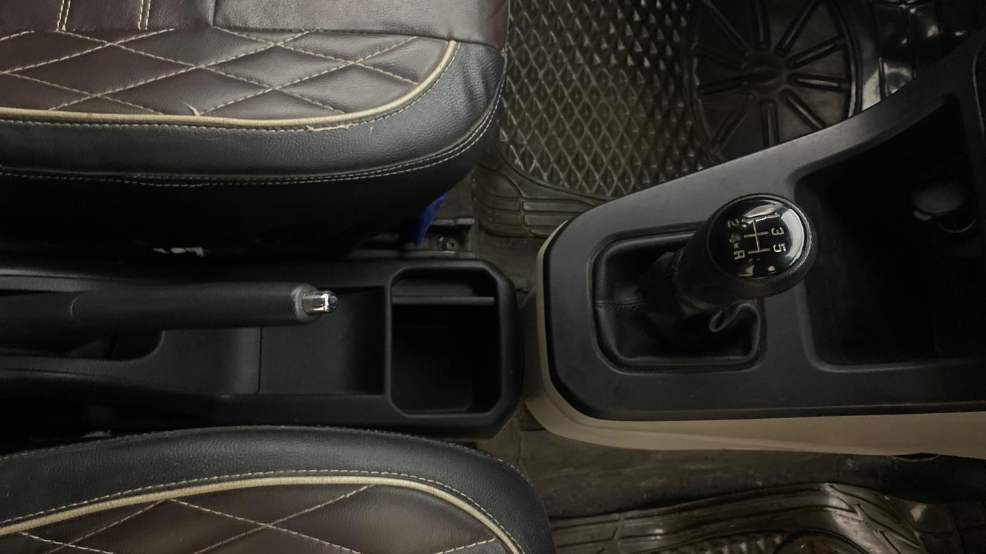 2022 Maruti New Wagon-R ZXI 1.2, Petrol, Manual, 63,278 km, Gear Lever