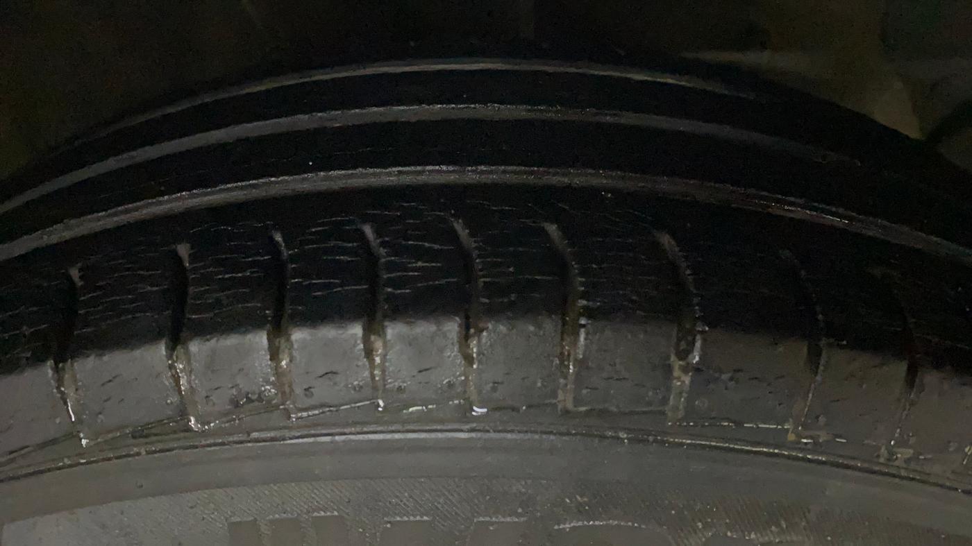2019 Hyundai NEW SANTRO ERA, Petrol, Manual, 37,900 km, Right Front Tyre Tread