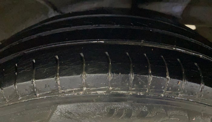 2019 Hyundai NEW SANTRO ERA, Petrol, Manual, 37,851 km, Left Rear Tyre Tread