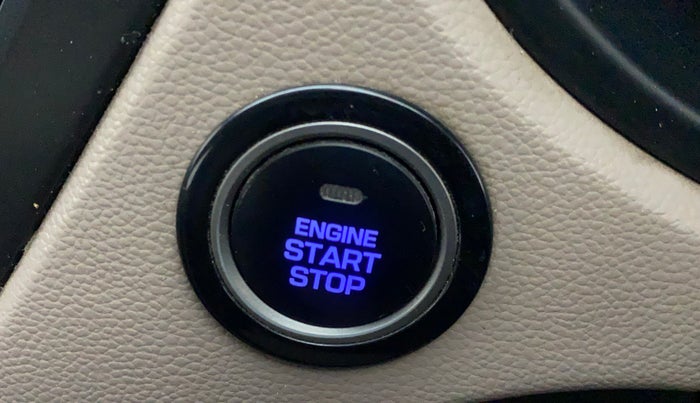 2016 Hyundai Elite i20 ASTA 1.2 (O), Petrol, Manual, 1,03,768 km, Keyless Start/ Stop Button