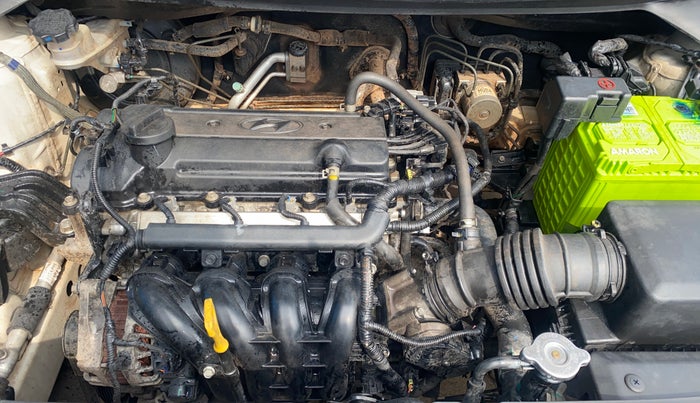 2016 Hyundai Elite i20 ASTA 1.2 (O), Petrol, Manual, 1,03,768 km, Engine View