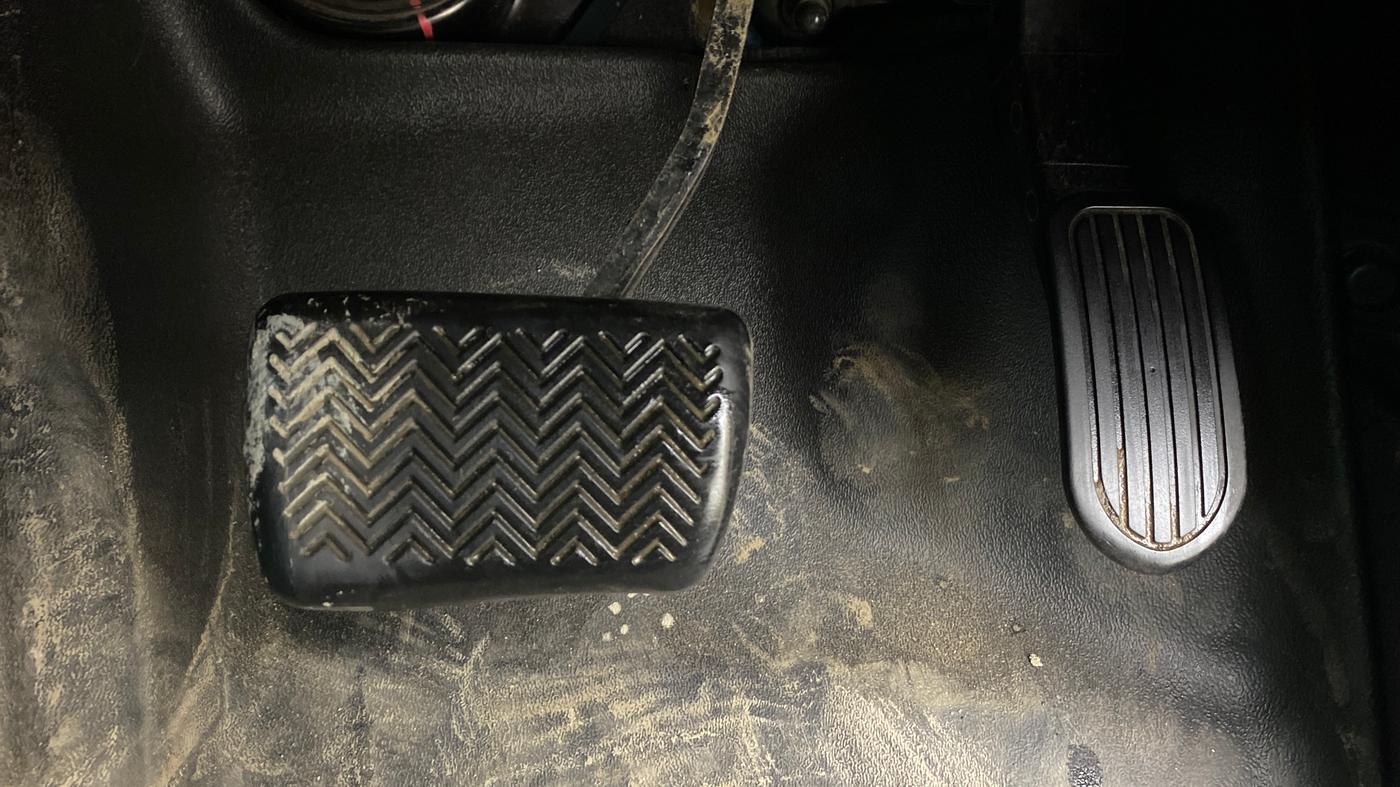 2023 Toyota Fortuner 4X2 AT 2.8 DIESEL, Diesel, Automatic, 50,235 km, Pedals