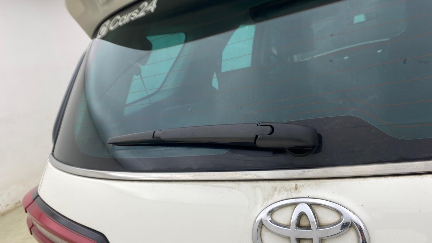 2023 Toyota Fortuner 4X2 AT 2.8 DIESEL, Diesel, Automatic, 50,235 km, Rear Wiper
