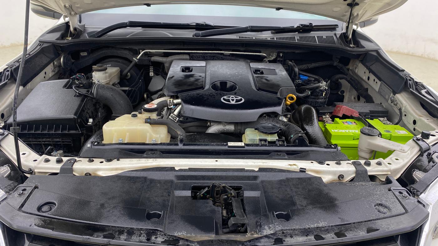 2023 Toyota Fortuner 4X2 AT 2.8 DIESEL, Diesel, Automatic, 50,235 km, Engine View