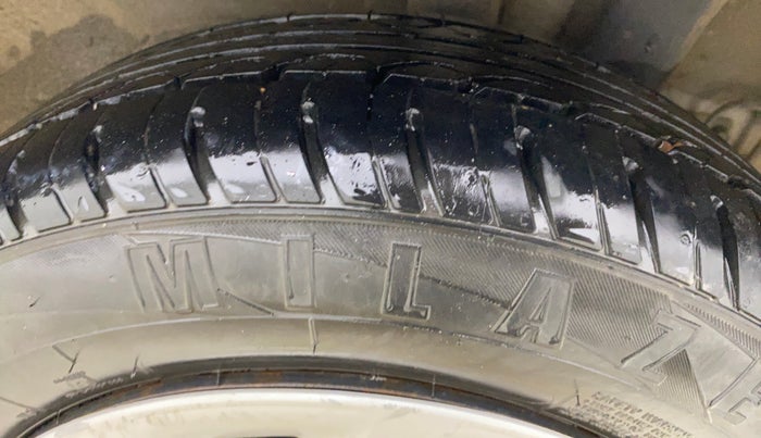 2017 Hyundai Grand i10 SPORTZ (O) 1.2 KAPPA VTVT, Petrol, Manual, 58,749 km, Left Rear Tyre Tread