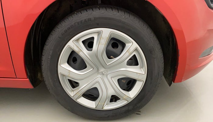 2021 Tata ALTROZ XM PLUS PETROL, Petrol, Manual, 10,322 km, Right Front Wheel