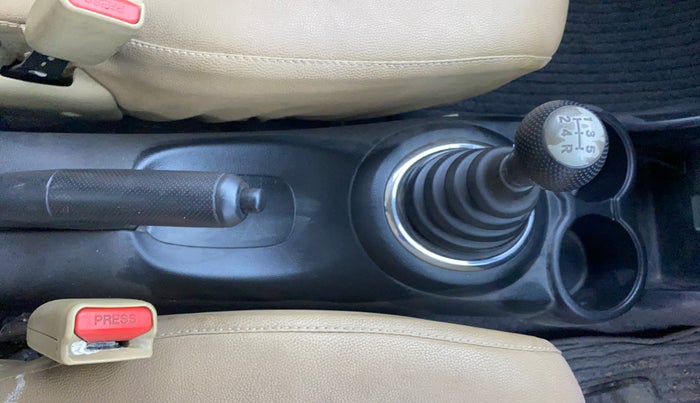 2015 Honda Brio S MT, Petrol, Manual, 39,409 km, Gear Lever