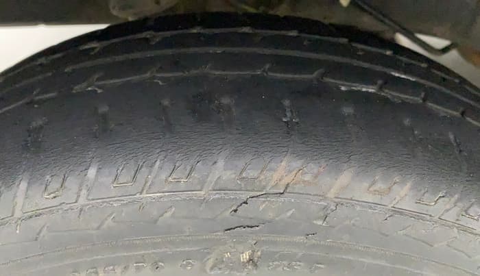 2015 Datsun Go T, Petrol, Manual, 33,363 km, Right Rear Tyre Tread