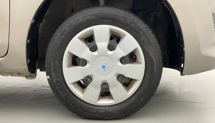 2015 Datsun Go T, Petrol, Manual, 33,363 km, Right Front Wheel