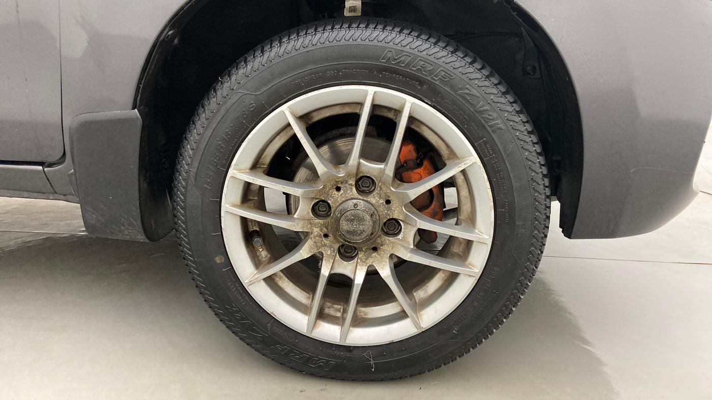 2019 Maruti Alto VXI, CNG, Manual, 20,623 km, Right Front Wheel
