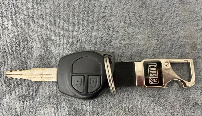 2019 Maruti Alto VXI, CNG, Manual, 20,623 km, Key Close Up