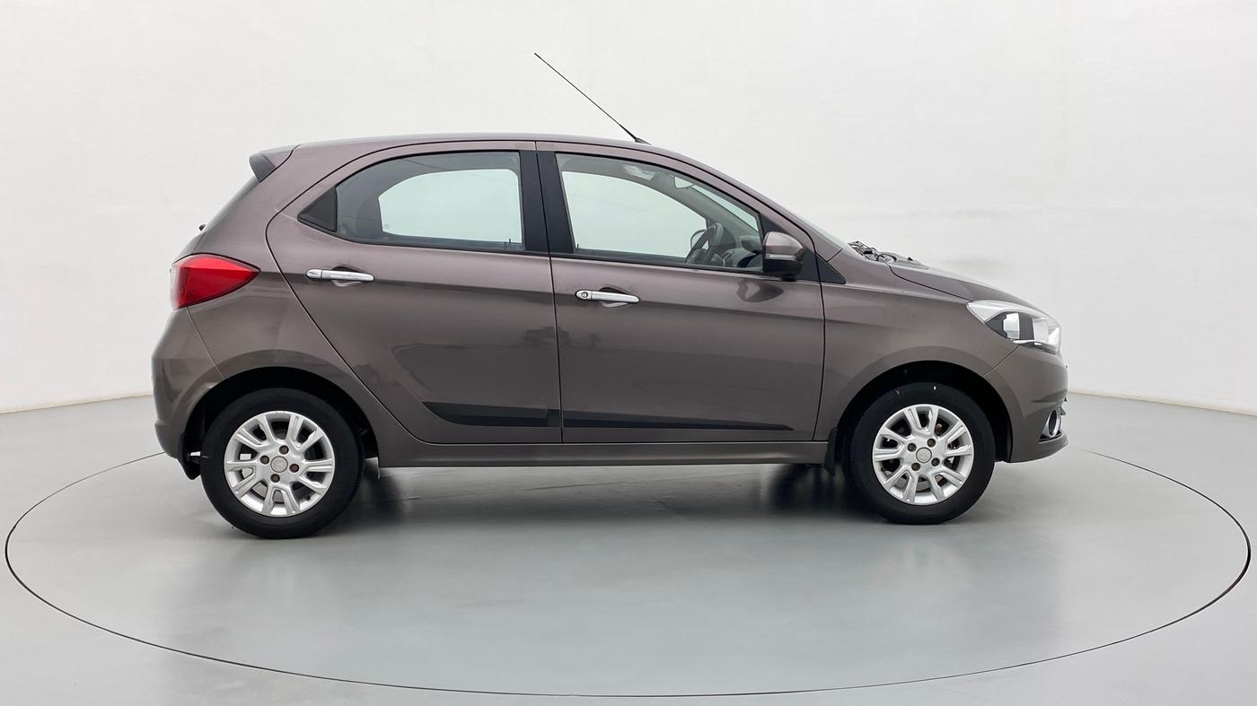 2017 Tata Tiago XZ 1.2 REVOTRON, Petrol, Manual, 54,165 km, Right Side View