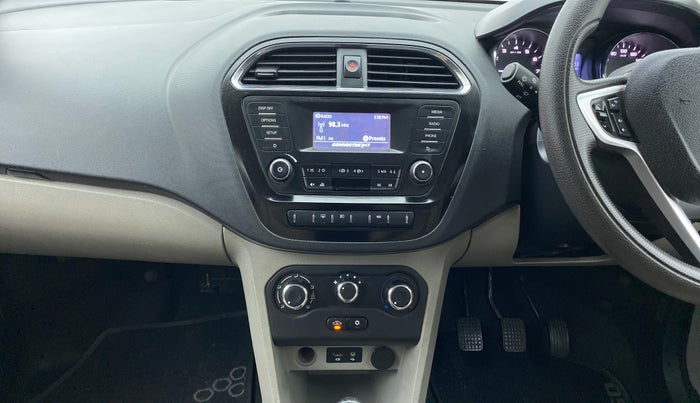 2017 Tata Tiago XZ 1.2 REVOTRON, Petrol, Manual, 54,165 km, Air Conditioner