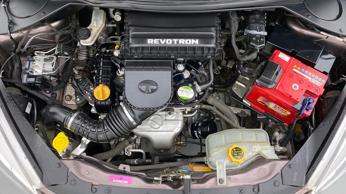 2017 Tata Tiago XZ 1.2 REVOTRON, Petrol, Manual, 54,165 km, Open Bonet