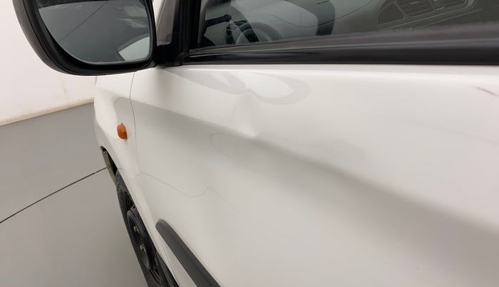 2021 Maruti Alto VXI PLUS, Petrol, Manual, 15,968 km, Front passenger door - Slightly dented