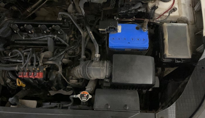 2019 Hyundai VENUE S 1.2, CNG, Manual, 58,157 km, Engine View - Left