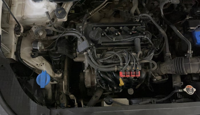 2019 Hyundai VENUE S 1.2, CNG, Manual, 58,157 km, Engine View - Right